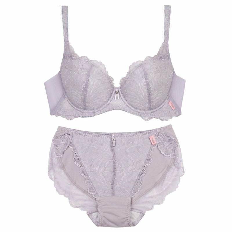 sarah collection スッキリしたバスト ハンサムブラ 上下セット